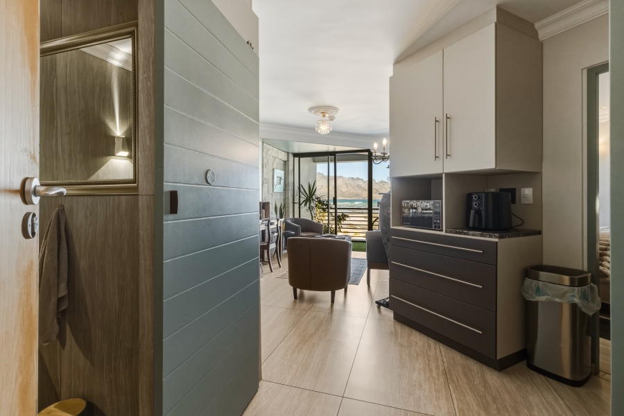 1 Bedroom Property for Sale in Strand South Western Cape